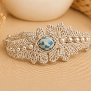 Silver Leaf Makramee Armband